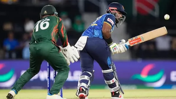 আই‌সি‌সি আন্তর্জাতিক টি-টোয়েন্টিতে পাওয়ার প্লের নিয়ম পরিবর্তন করলো
